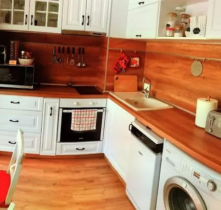 дом анести Warna